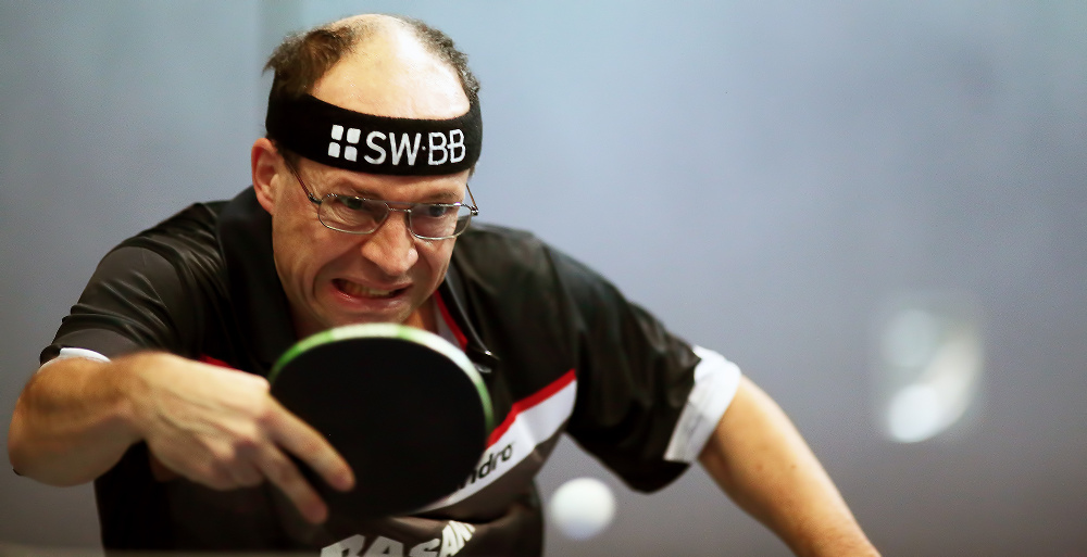 Hartmut Freund - Tischtennisprofi Portrait Hartmut Freund - Tischtennisprofi
